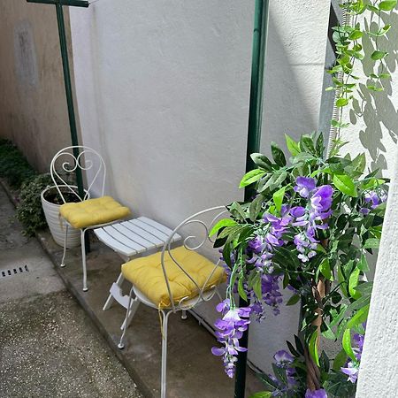 Apartment House Aria Baska Voda Bagian luar foto